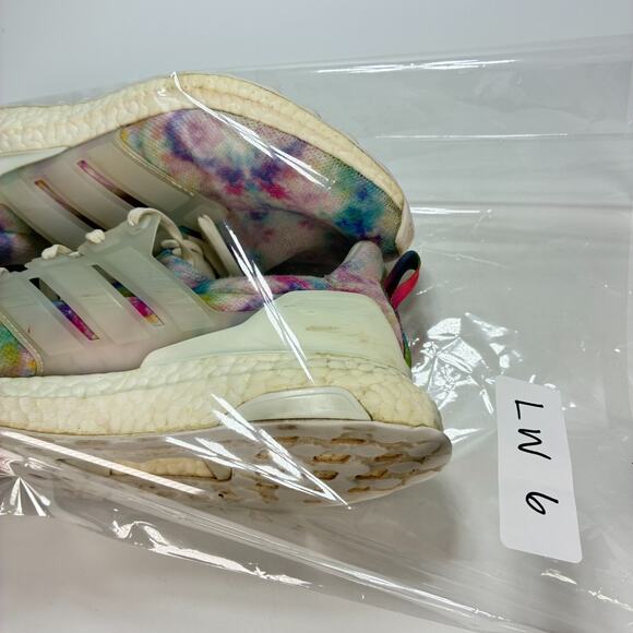 Adidas UltraBoost 4.0 DNA Multicolor Lace Up Running Shoes GZ7098 Women's Sz 9.5 - Picture 11 of 11